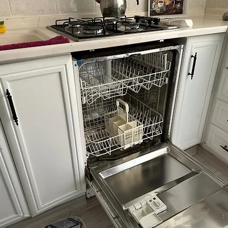Apartman Kusadasi'nda Sahile 200 Metre Kusadası